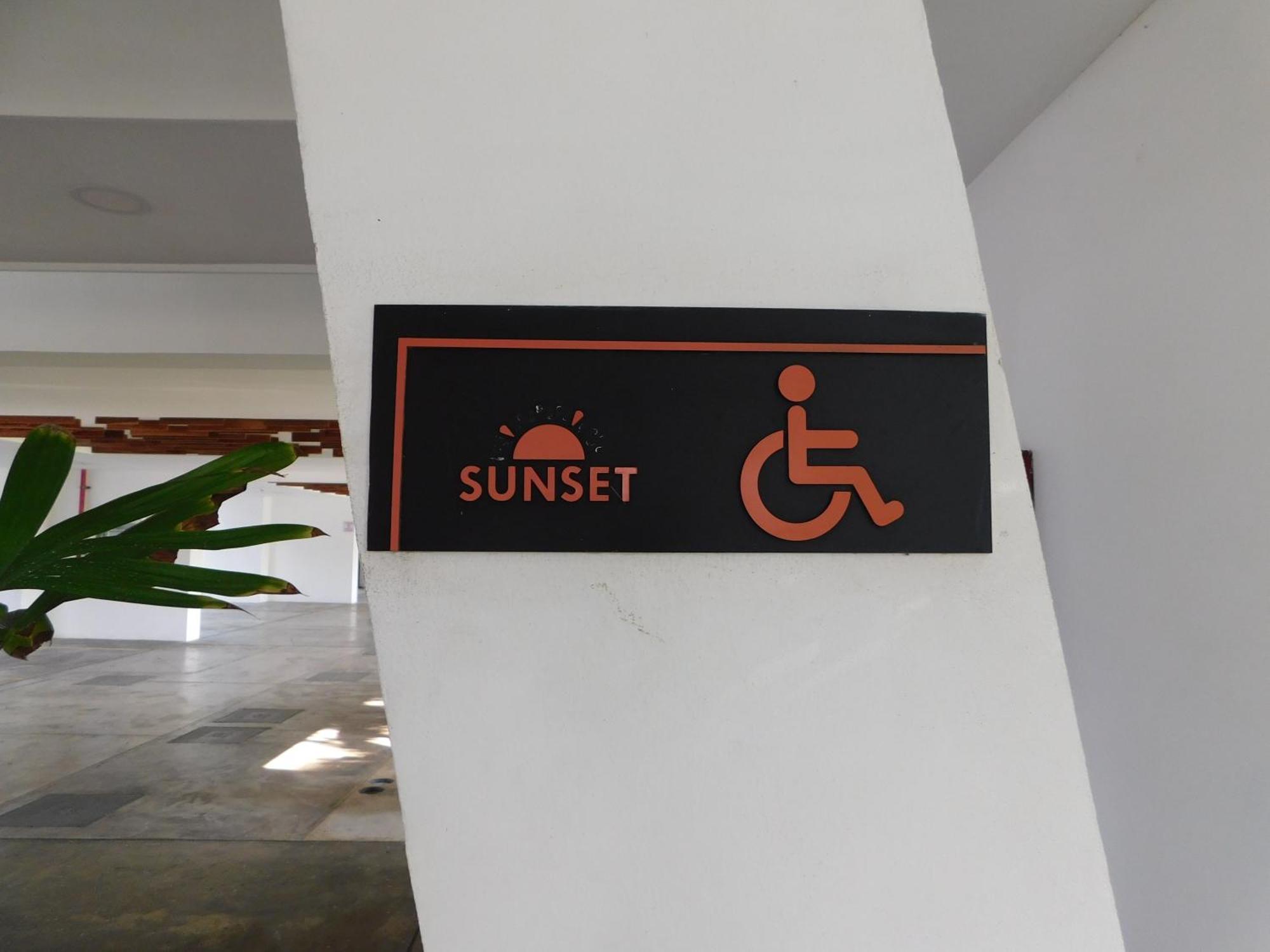 Sunset 205, Sleeps Six, Next Door To The Pool, 100M To The Beach! Jacó Dış mekan fotoğraf